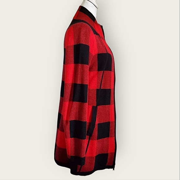 Adrienne Vittadini Buffalo Plaid Sweater - Picture 4 of 8